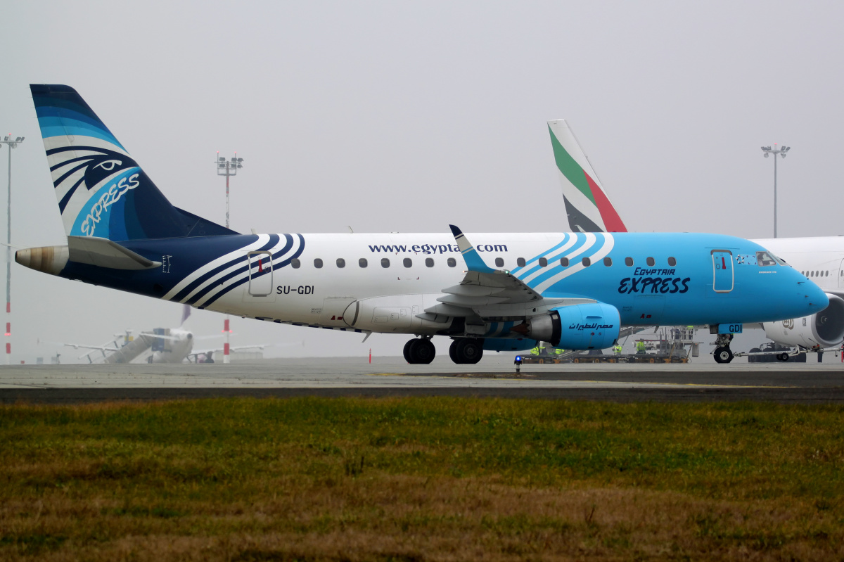 SU-GDI, EgyptAir Express (Aircraft » Ferihegy Spotting » Embraer ERJ-170)