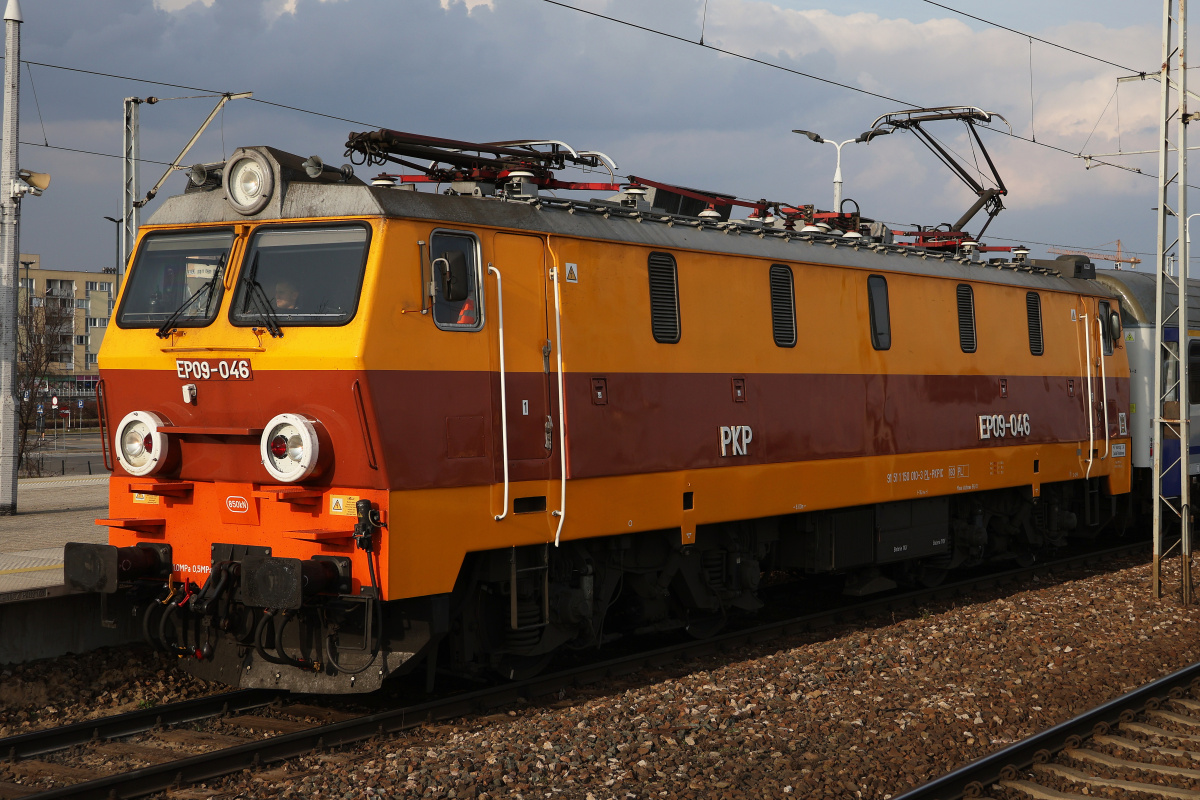 EP09-046 (Kraków Prokocim depot sticker) (Vehicles » Trains and Locomotives » Pafawag 104E)