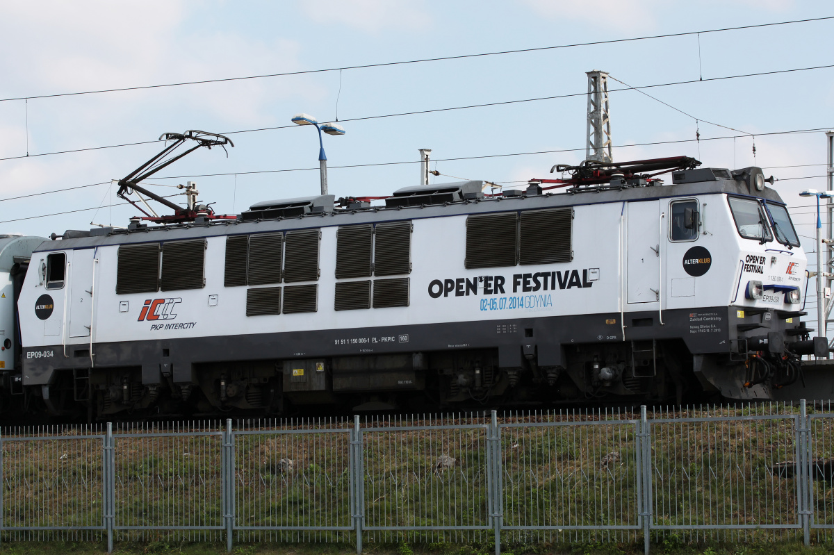 EP09-034 (Open'er Festival livery)