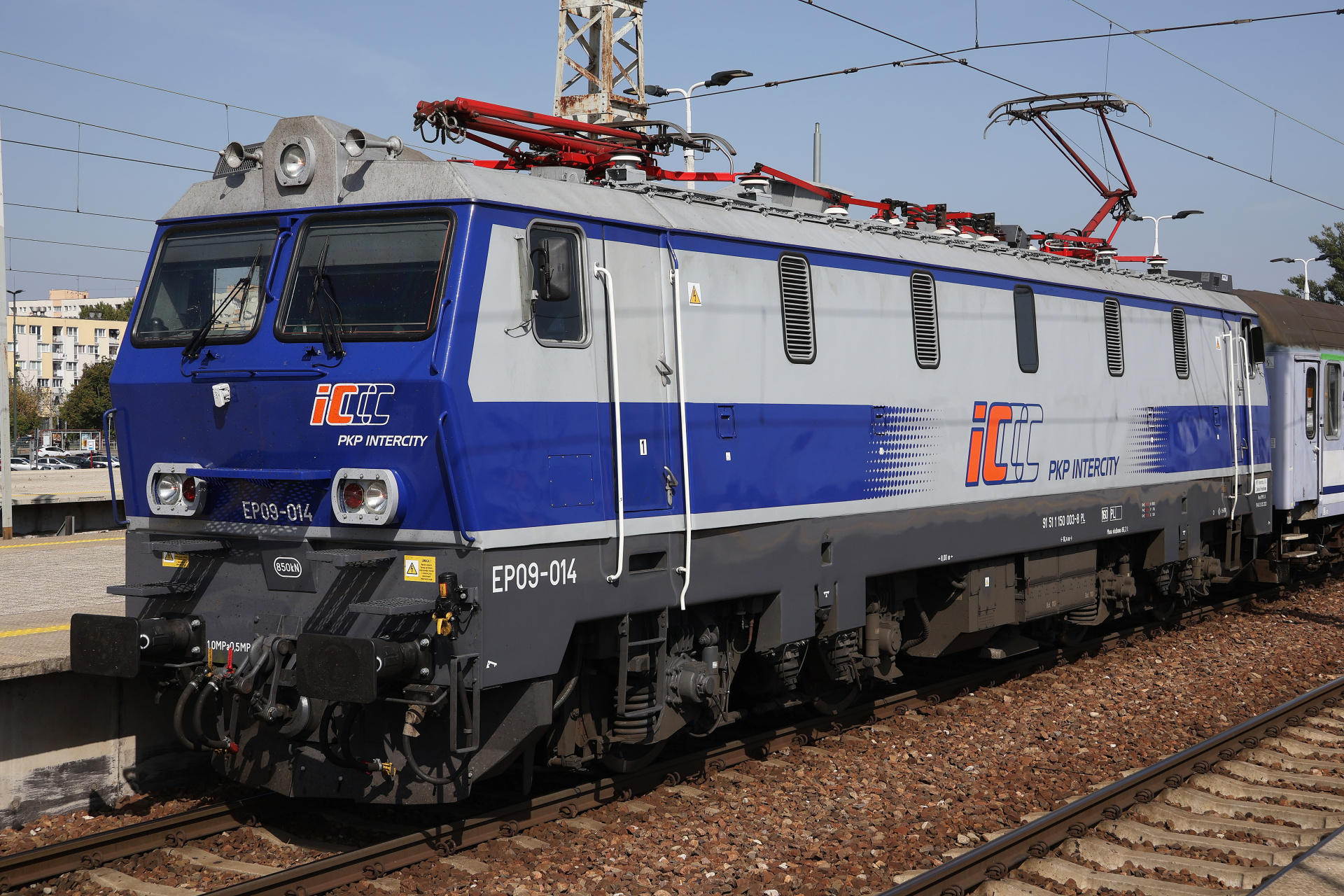 EP09-014 (Vehicles » Trains and Locomotives » Pafawag 104E)
