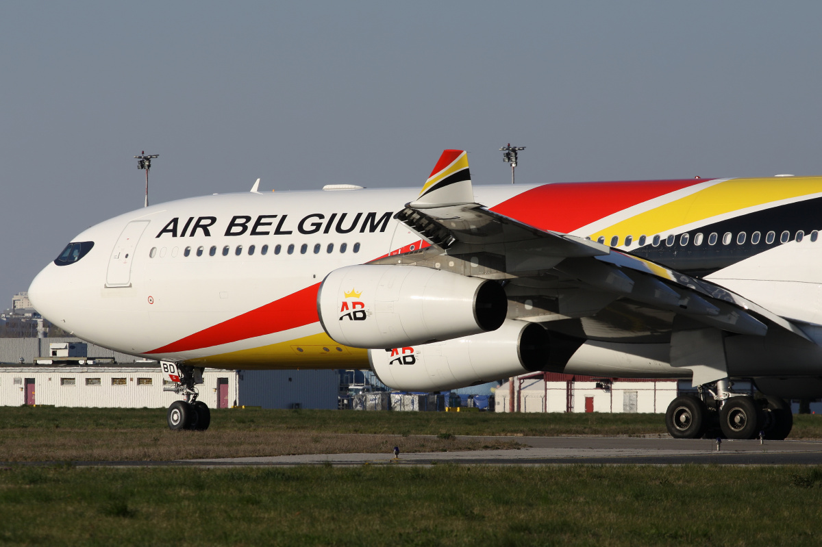 OO-ABD (Samoloty » Spotting na EPWA » Airbus A340-300 » Air Belgium)