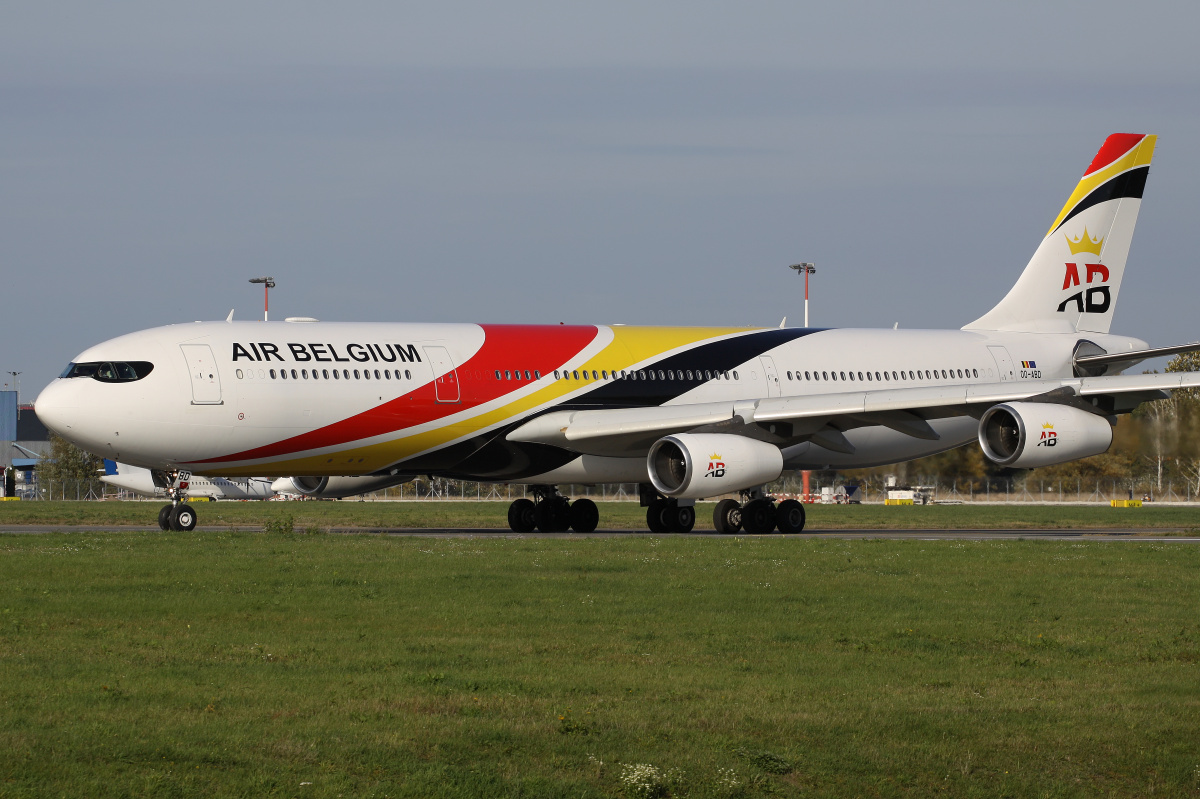 OO-ABD (Samoloty » Spotting na EPWA » Airbus A340-300 » Air Belgium)