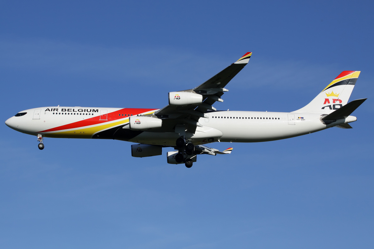 OO-ABD (Samoloty » Spotting na EPWA » Airbus A340-300 » Air Belgium)