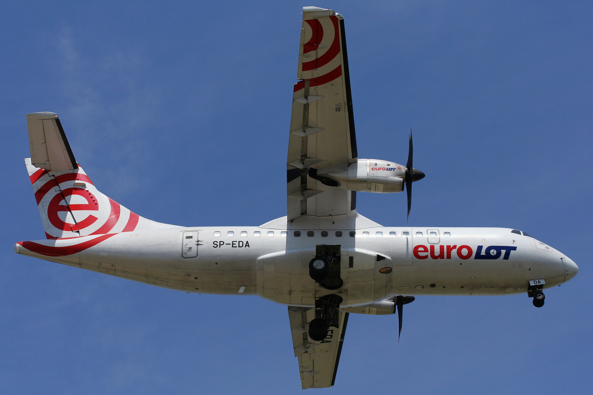 SP-EDA (Samoloty » Spotting na EPWA » ATR 42 » EuroLOT)