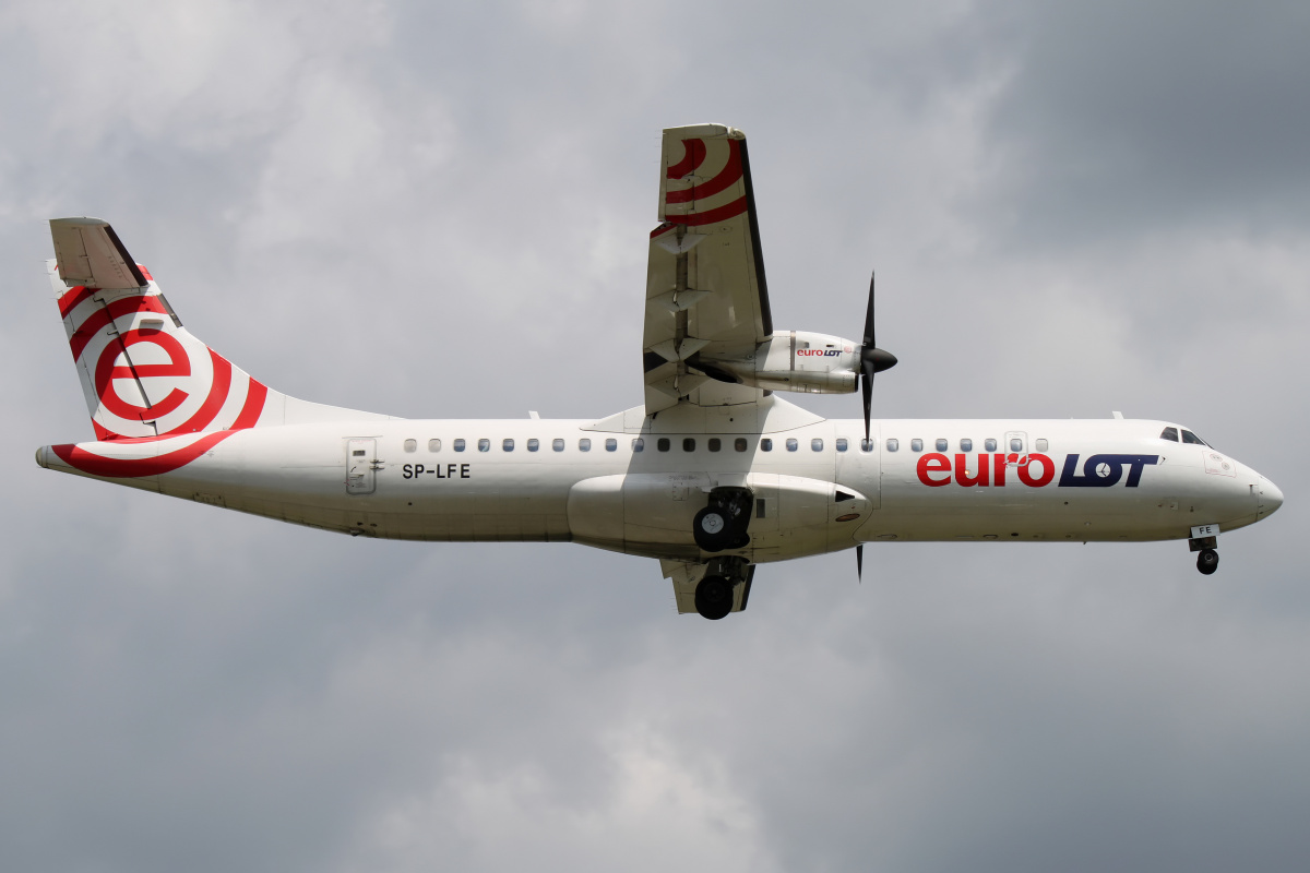 SP-LFE (Aircraft » EPWA Spotting » ATR 72 » EuroLOT)