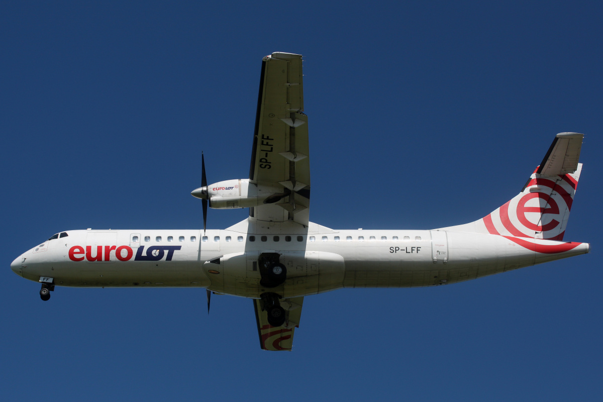 SP-LFF (Samoloty » Spotting na EPWA » ATR 72 » EuroLOT)