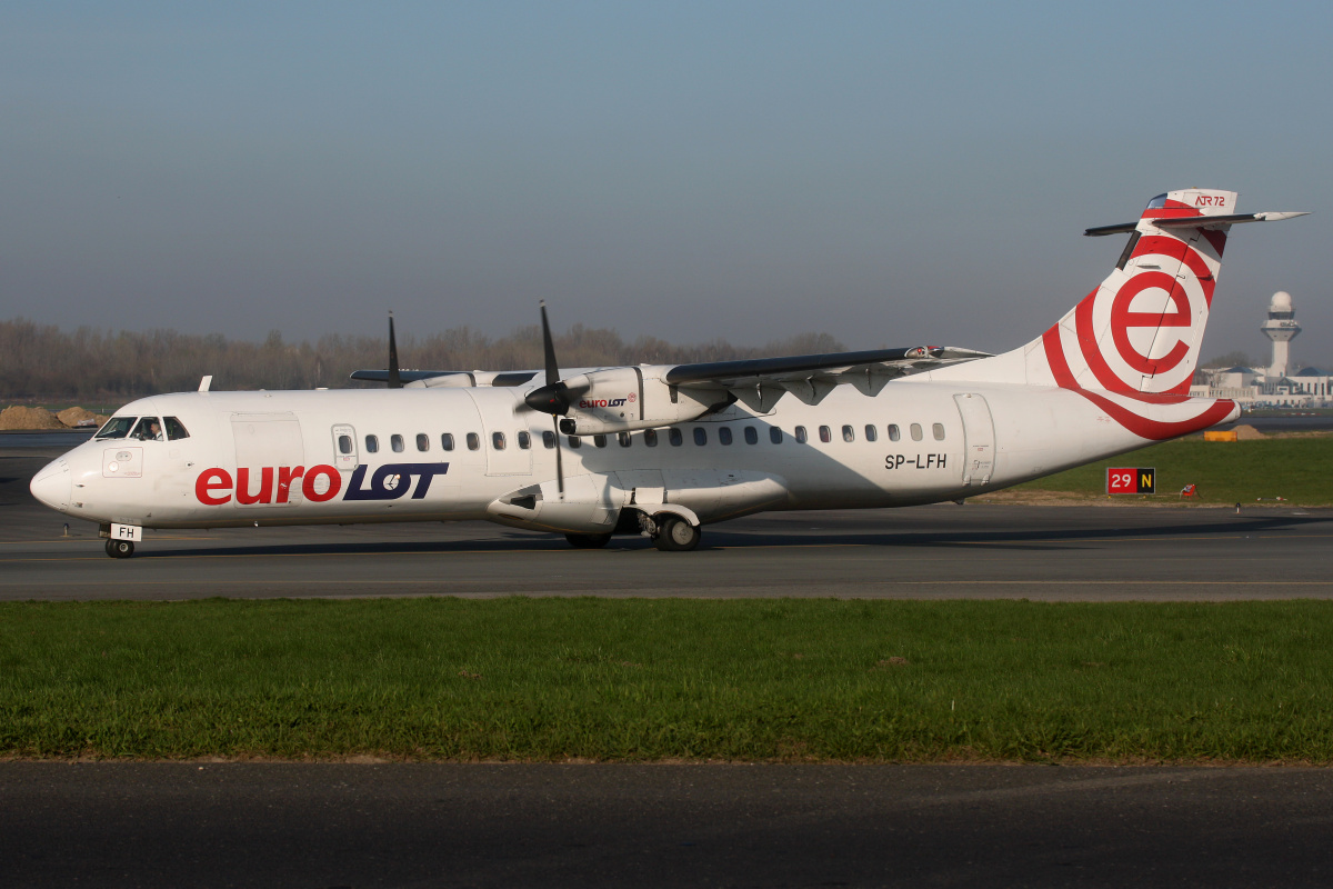 SP-LFH (Samoloty » Spotting na EPWA » ATR 72 » EuroLOT)