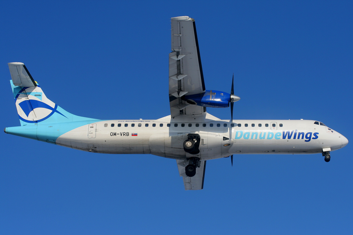 OM-VRB, DanubeWings (Samoloty » Spotting na EPWA » ATR 72)