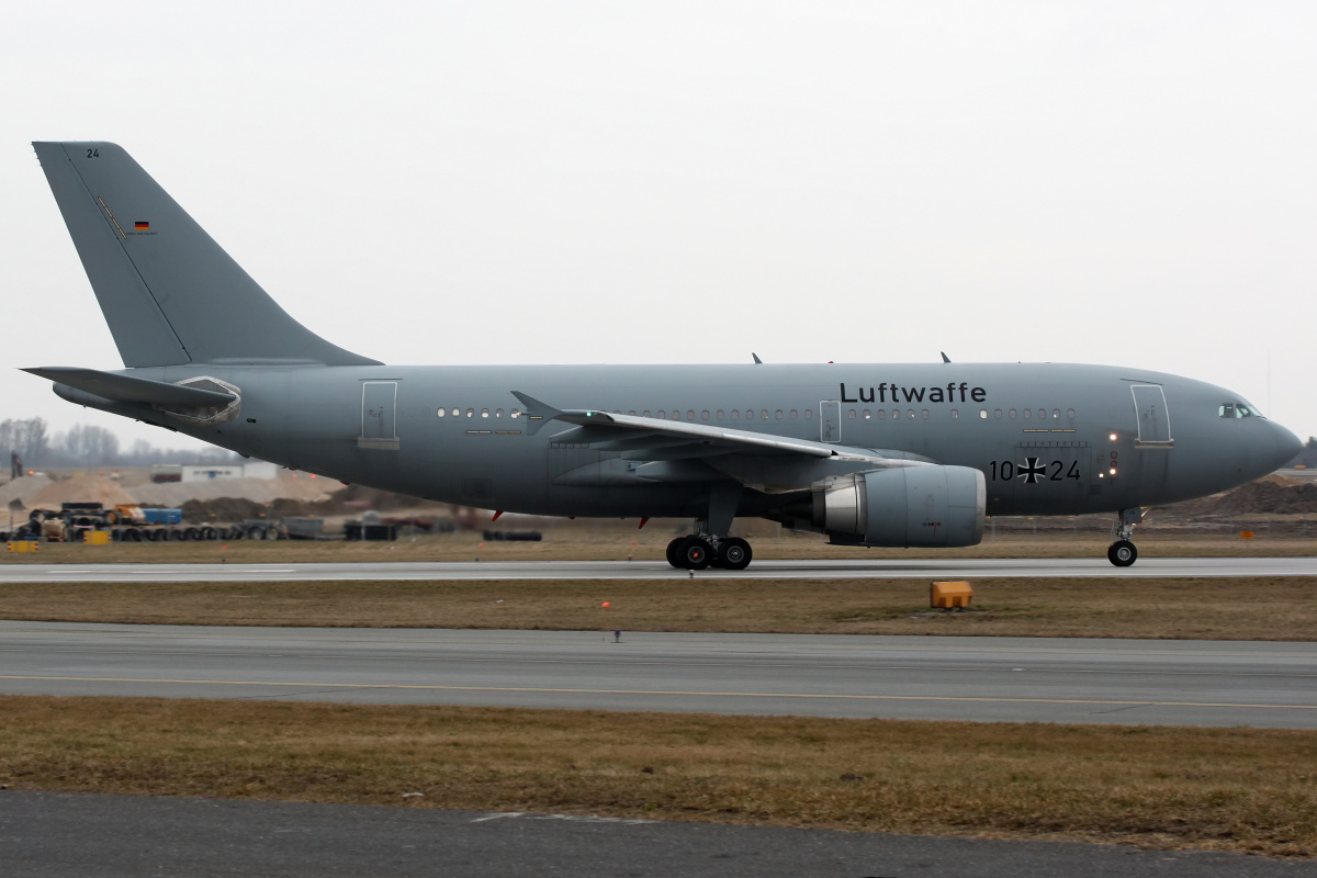 10+24, Niemieckie Siły Powietrzne (Luftwaffe) (Samoloty » Spotting na EPWA » Airbus A310-300)