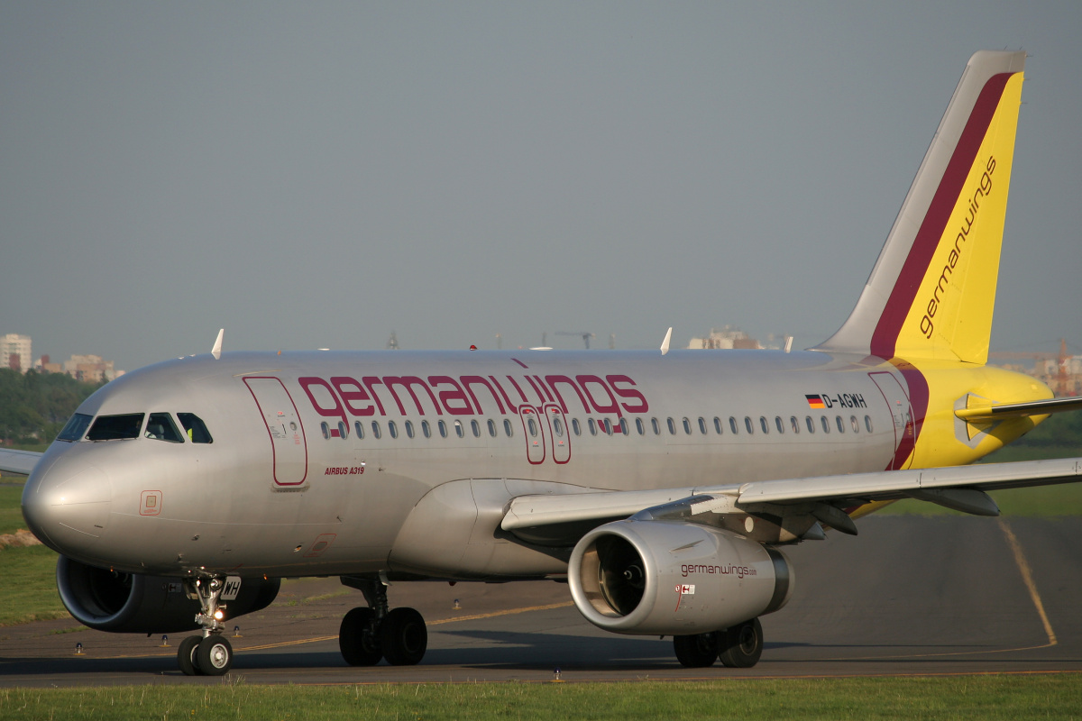 D-AGWH (Aircraft » EPWA Spotting » Airbus A319-100 » Germanwings)