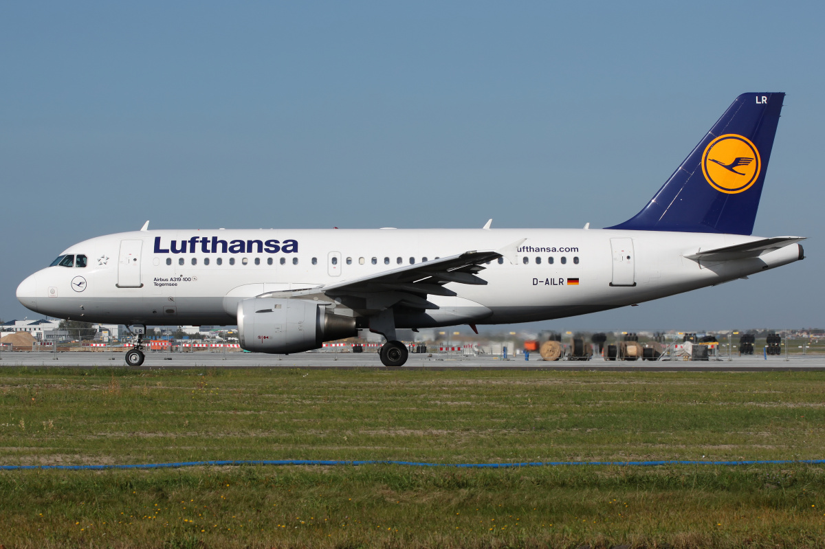 D-AILR (Samoloty » Spotting na EPWA » Airbus A319-100 » Lufthansa)