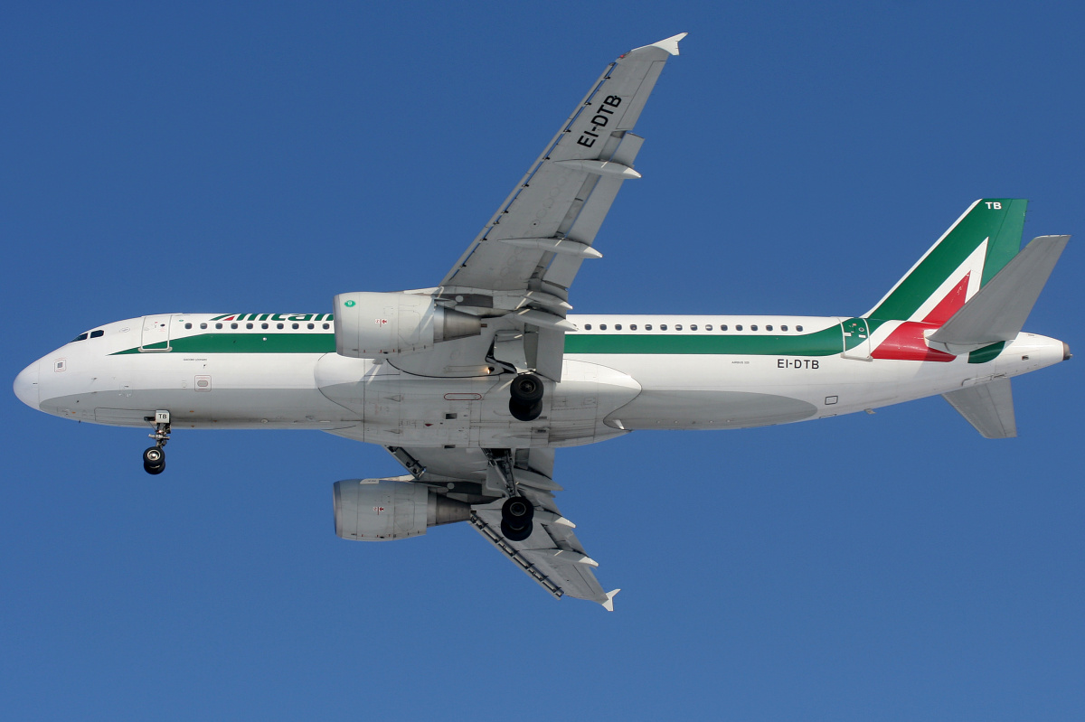 EI-DTB (Samoloty » Spotting na EPWA » Airbus A320-200 » Alitalia)