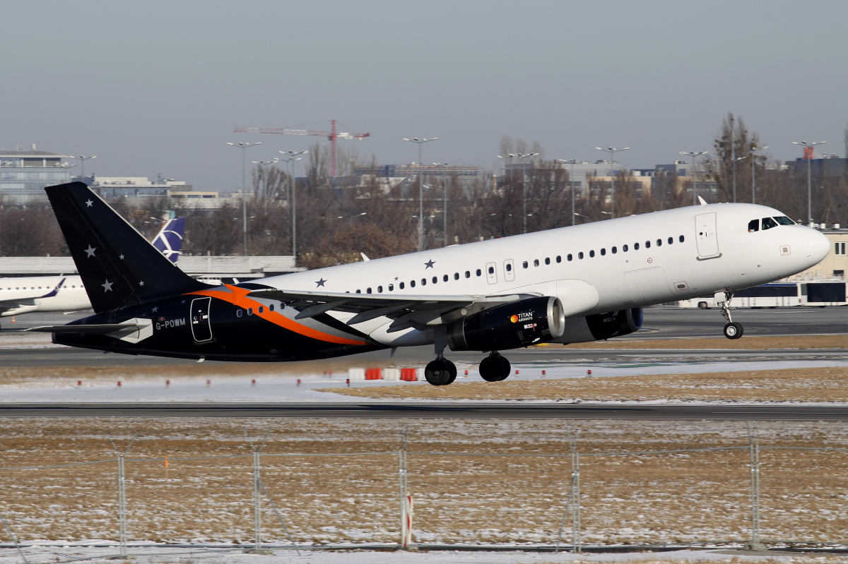 G-POWM, Titan Airways (Aircraft » EPWA Spotting » Airbus A320-200)