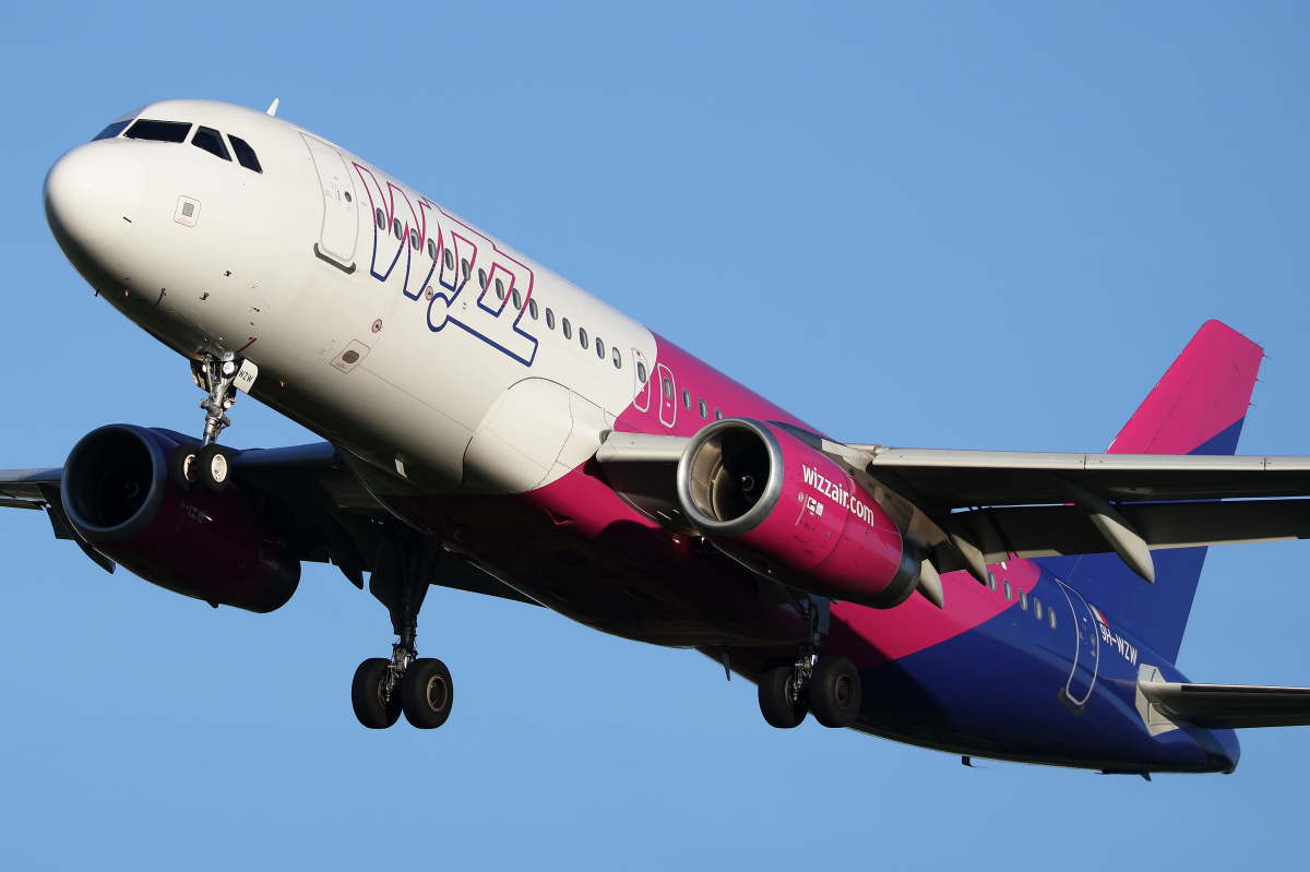 9H-WZW, Wizz Air Malta (Aircraft » EPWA Spotting » Airbus A320-200 » Wizz Air)