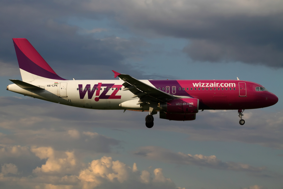 HA-LPK (Samoloty » Spotting na EPWA » Airbus A320-200 » Wizz Air)