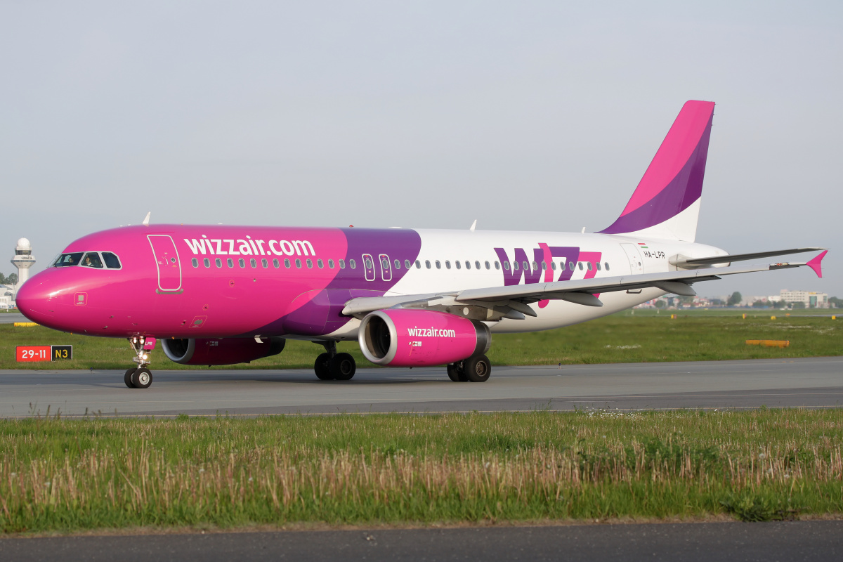 HA-LPR (Samoloty » Spotting na EPWA » Airbus A320-200 » Wizz Air)