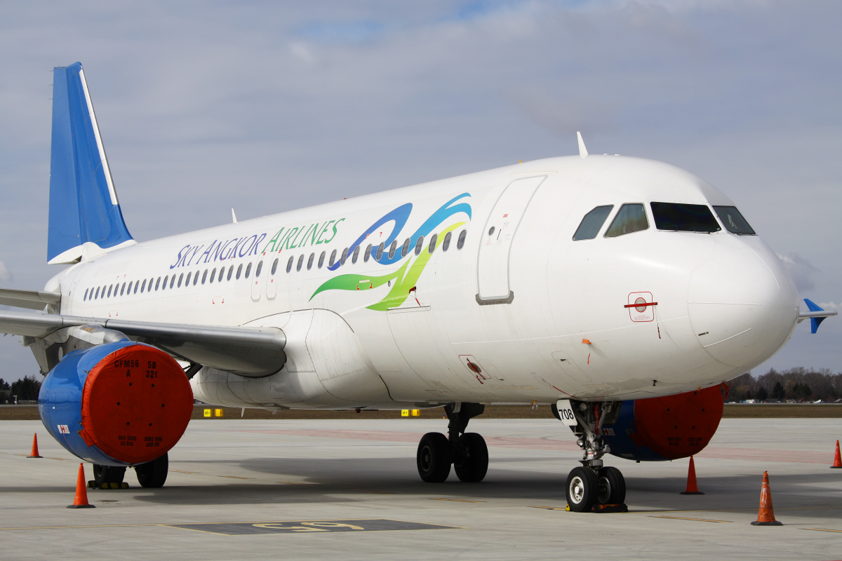 XU-708, Sky Angkor Airlines (Small Planet Airlines) (Aircraft » EPWA Spotting » Airbus A320-200)