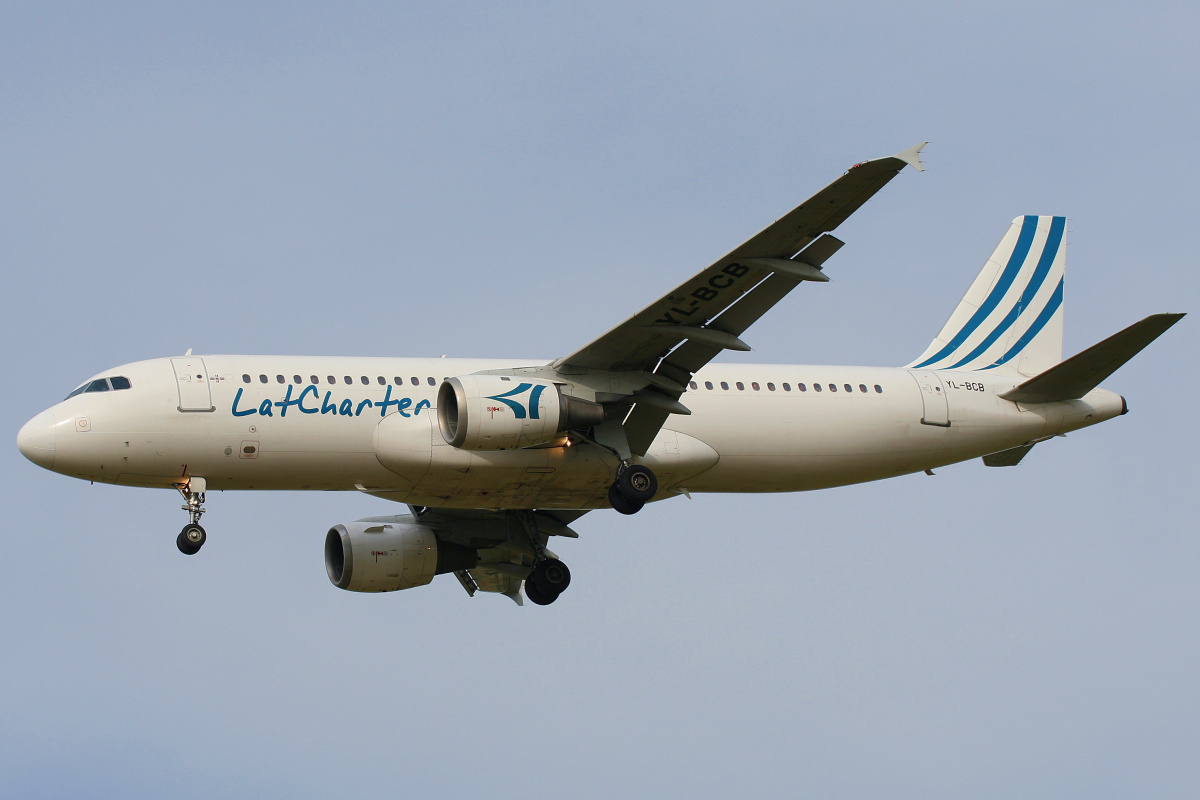 YL-BCB, Lat Charter