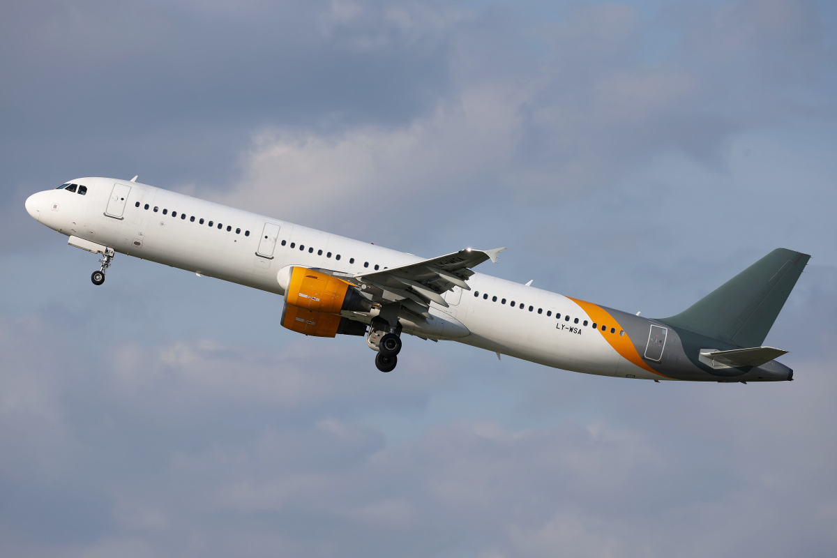 LY-WSA, GetJet Airlines