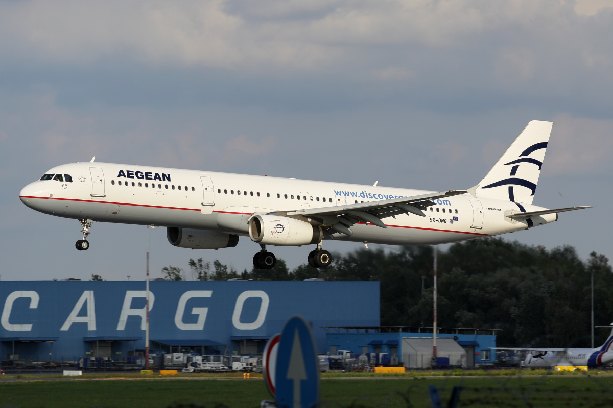 SX-DNG, Aegean Airlines (malowanie discovergreece.com)