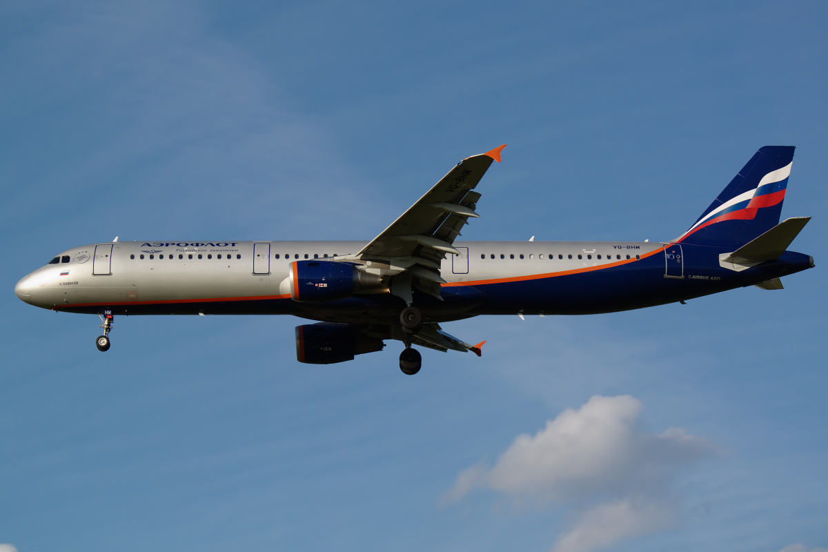 VQ-BHM, Aeroflot Russian Airlines (Aircraft » EPWA Spotting » Airbus A321-200)