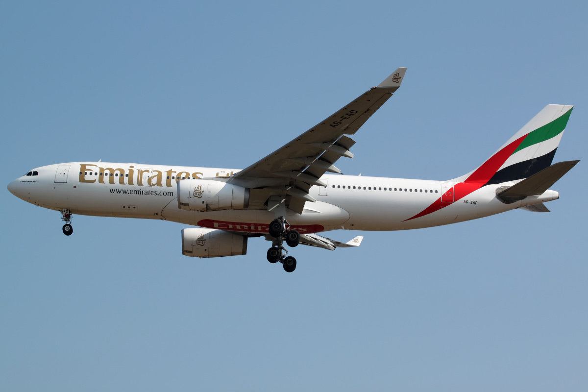 A6-EAD (Samoloty » Spotting na EPWA » Airbus A330-200 » Emirates)