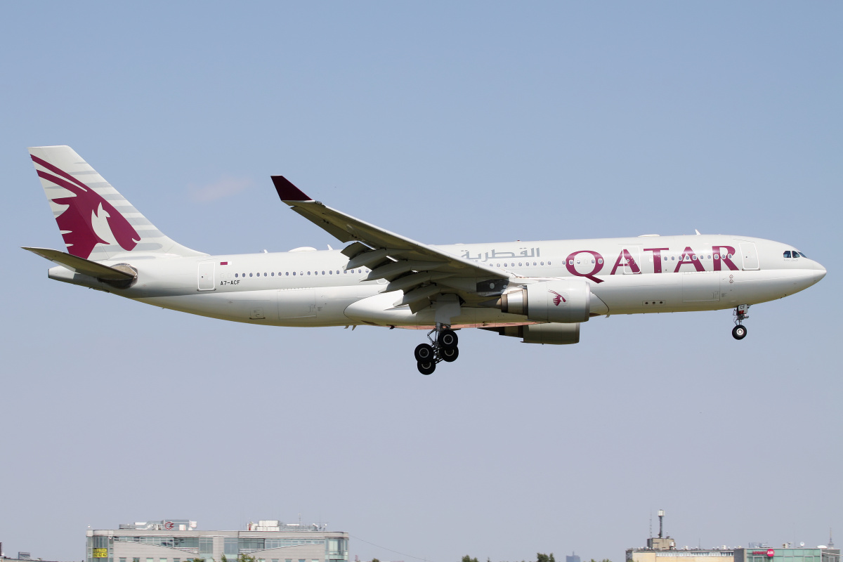 A7-ACF (Samoloty » Spotting na EPWA » Airbus A330-200 » Qatar Airways)