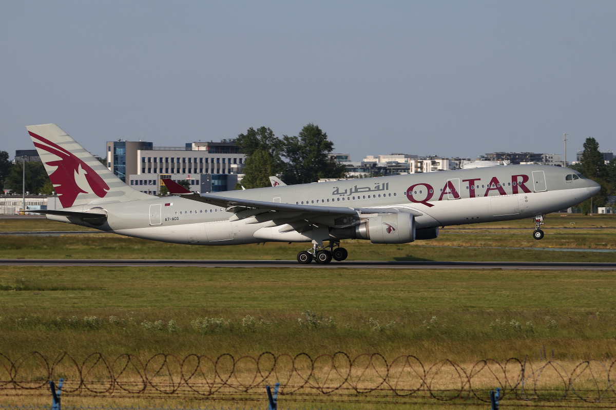 A7-ACG (Samoloty » Spotting na EPWA » Airbus A330-200 » Qatar Airways)