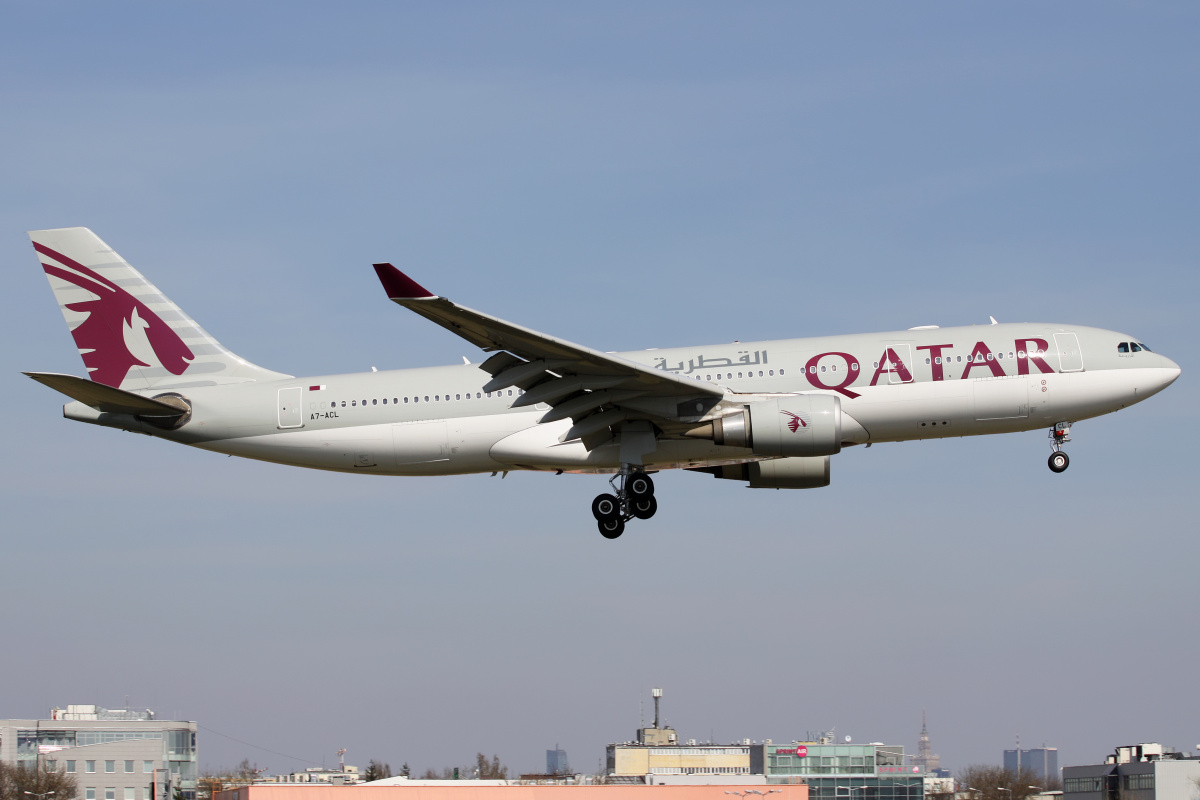 A7-ACL (Samoloty » Spotting na EPWA » Airbus A330-200 » Qatar Airways)