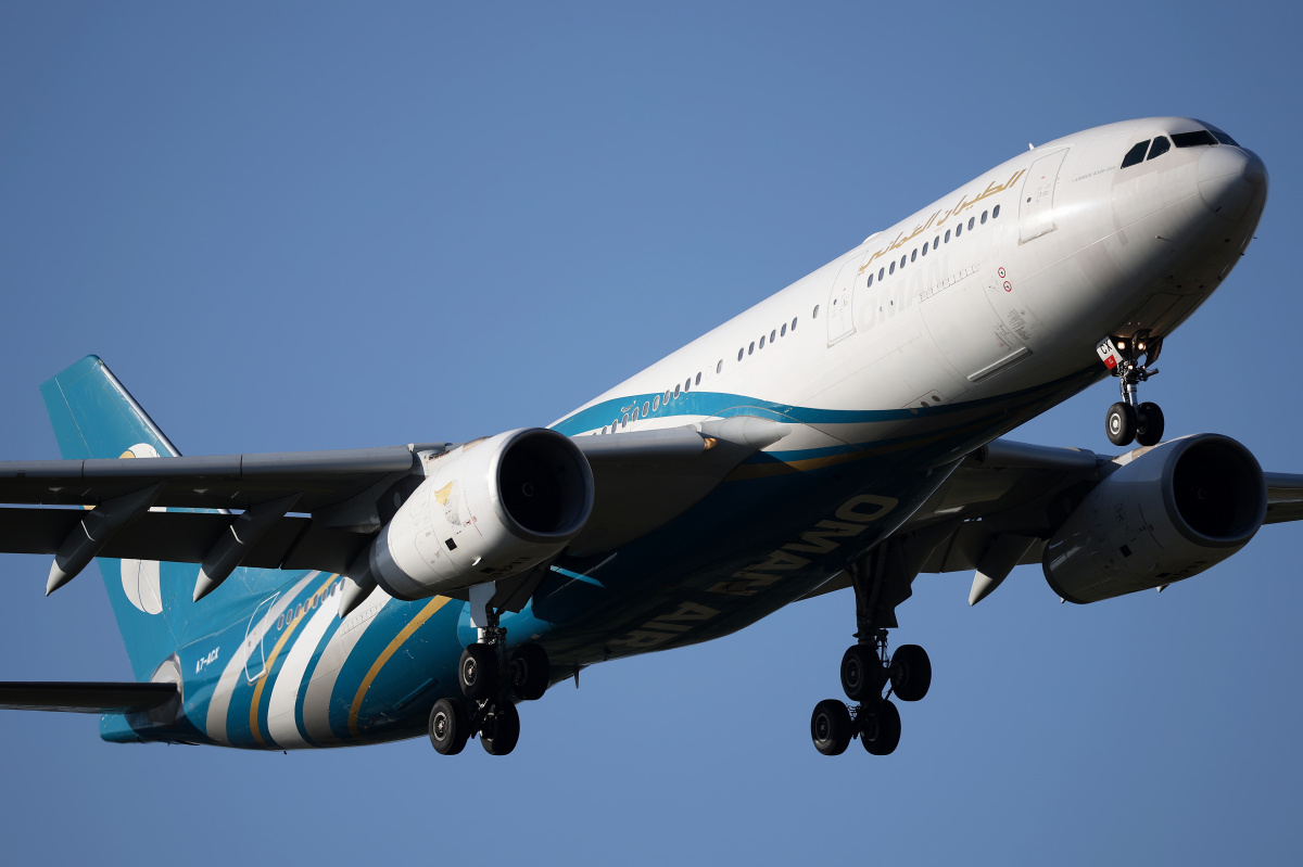 A7-ACX (Oman Air livery) (Aircraft » EPWA Spotting » Airbus A330-200 » Qatar Airways)
