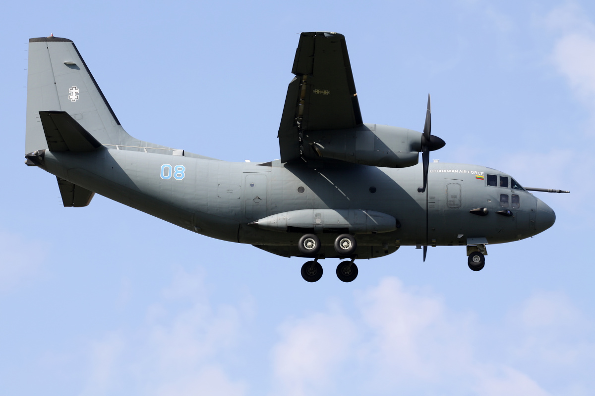 08, Litewskie Siły Powietrzne (Samoloty » Spotting na EPWA » Alenia C-27J Spartan)