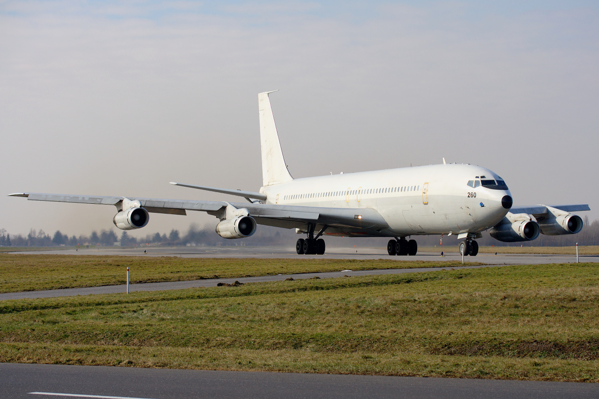 Re'em, 260, Izraelskie Siły Powietrzne (Samoloty » Spotting na EPWA » Boeing 707)