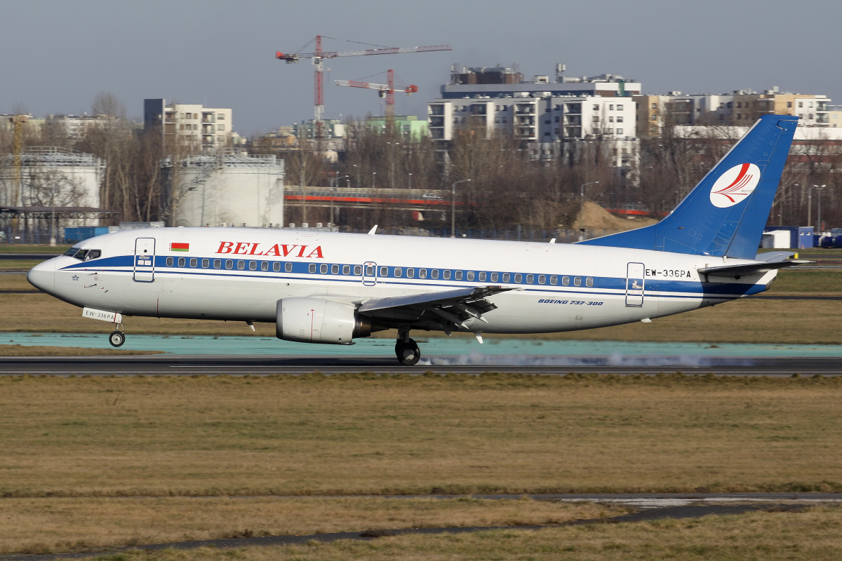 EW-336PA, Belavia (Samoloty » Spotting na EPWA » Boeing 737-300)