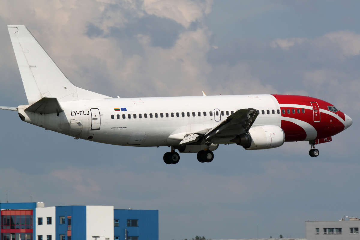 LY-FLJ, Small Planet Airlines (Aircraft » EPWA Spotting » Boeing 737-300)