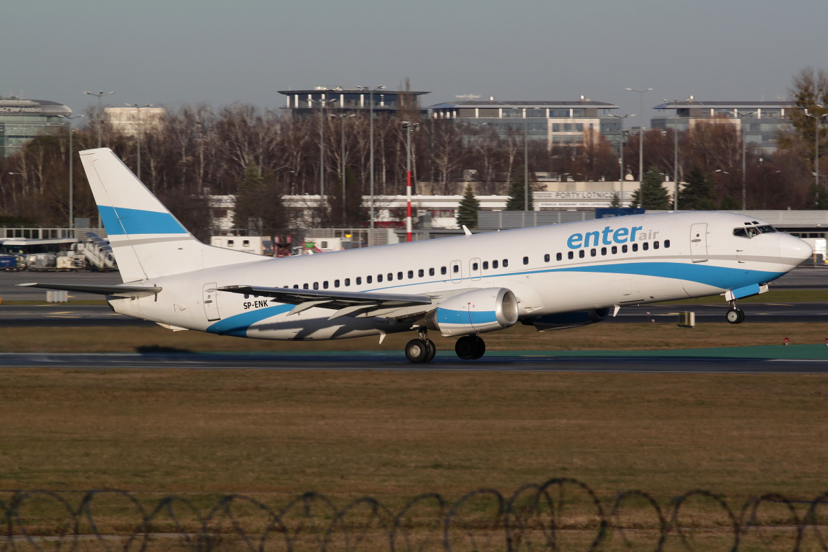 SP-ENK (Aircraft » EPWA Spotting » Boeing 737-400 » Enter Air)