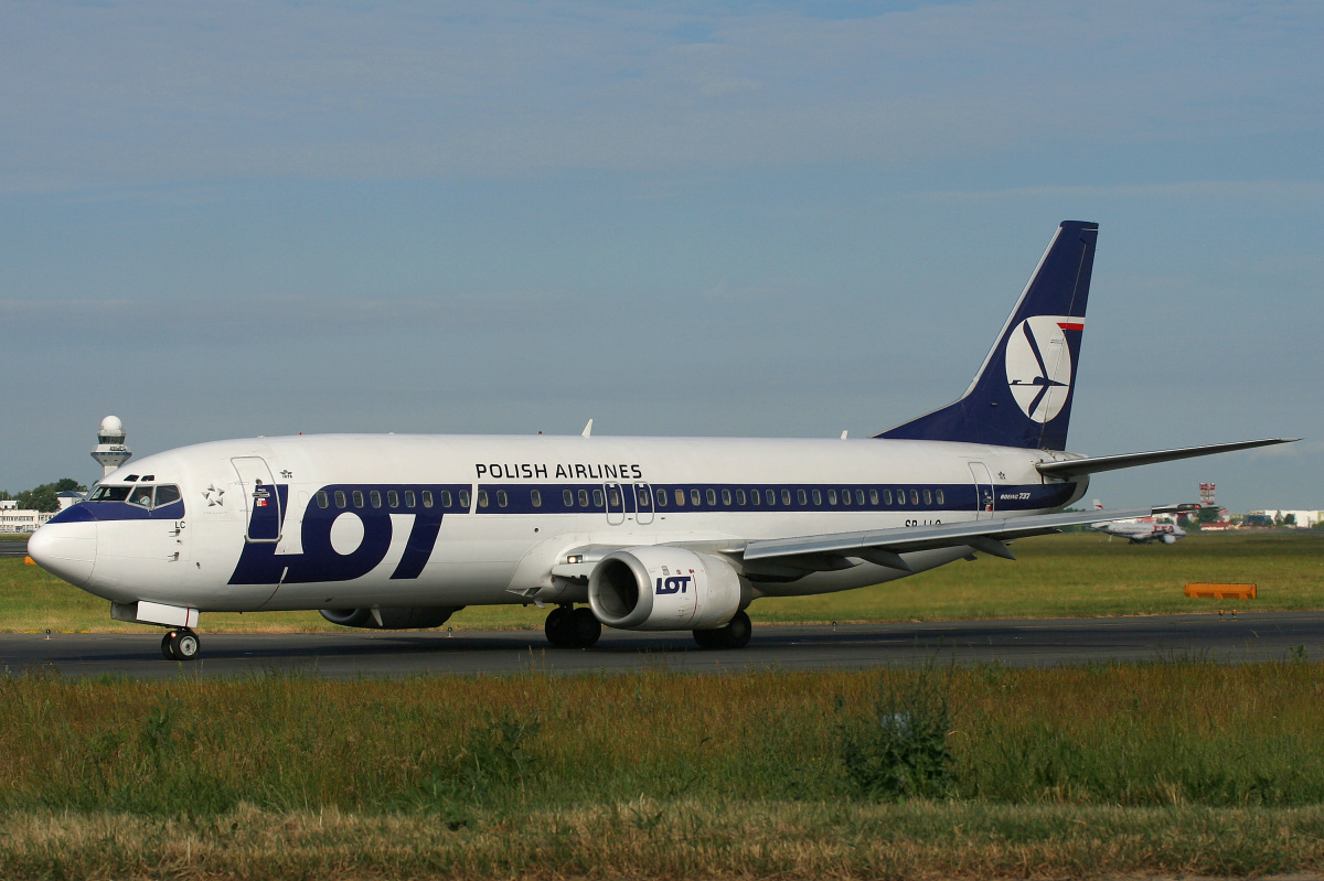 SP-LLC (Samoloty » Spotting na EPWA » Boeing 737-400 » Polskie Linie Lotnicze LOT)