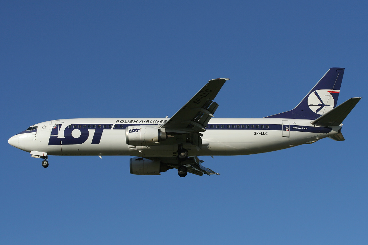 SP-LLC (Aircraft » EPWA Spotting » Boeing 737-400 » LOT Polish Airlines)