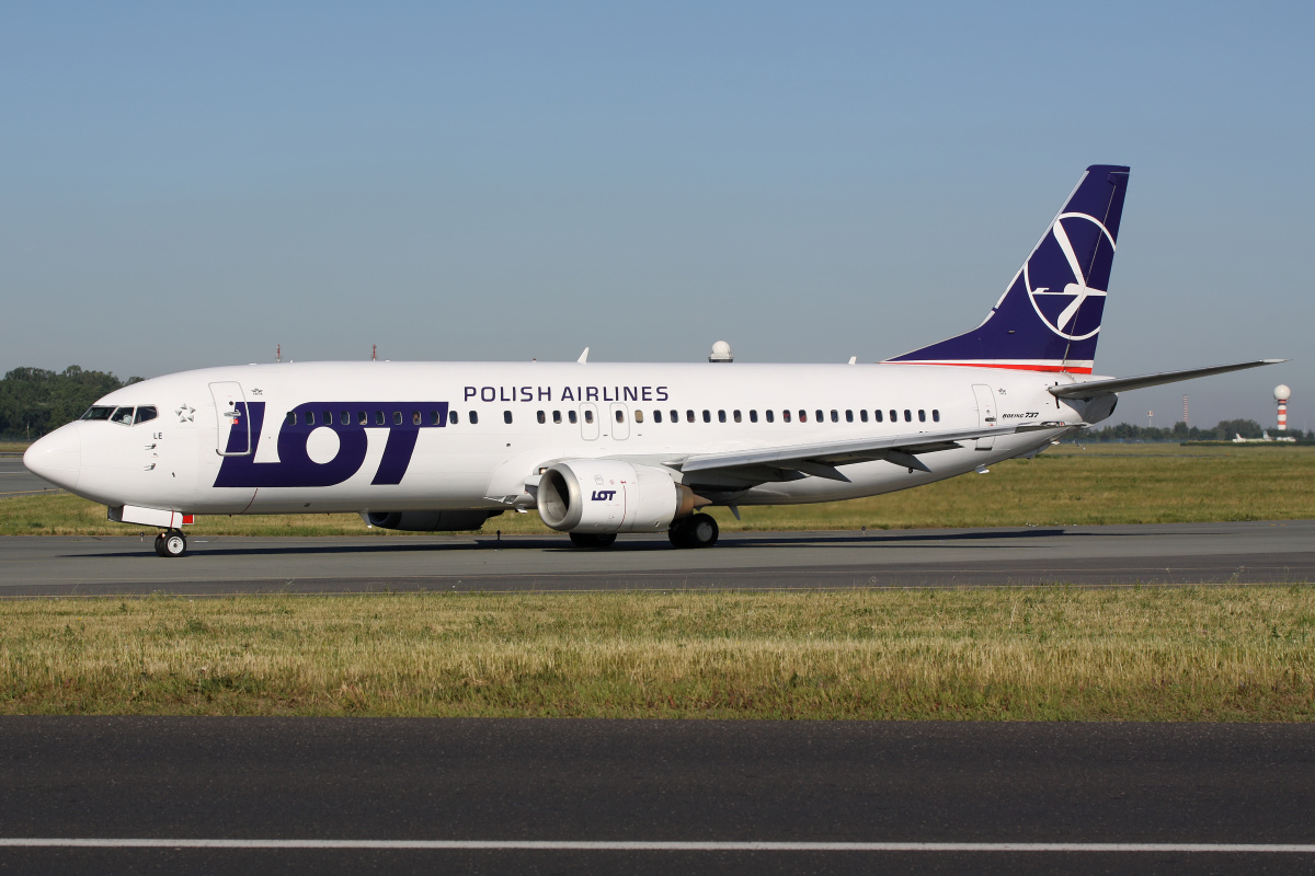 SP-LLE (Aircraft » EPWA Spotting » Boeing 737-400 » LOT Polish Airlines)