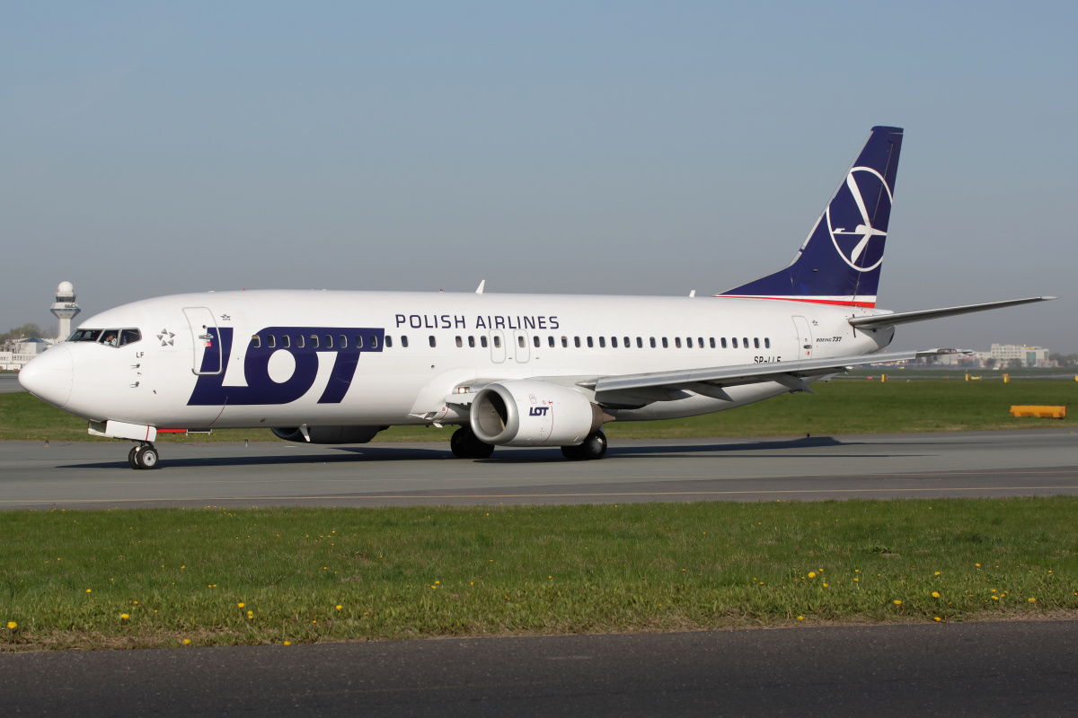 SP-LLF (Samoloty » Spotting na EPWA » Boeing 737-400 » Polskie Linie Lotnicze LOT)