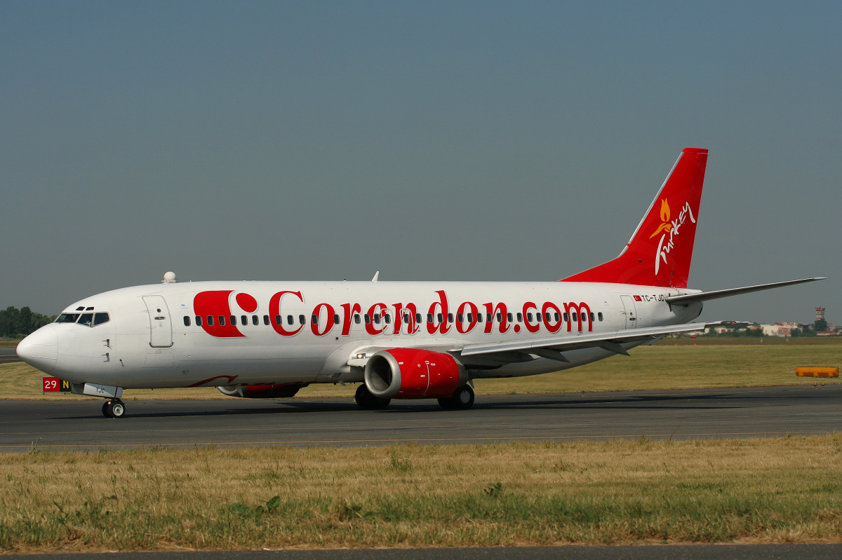 TC-TJC, Corendon Airlines (Aircraft » EPWA Spotting » Boeing 737-400)