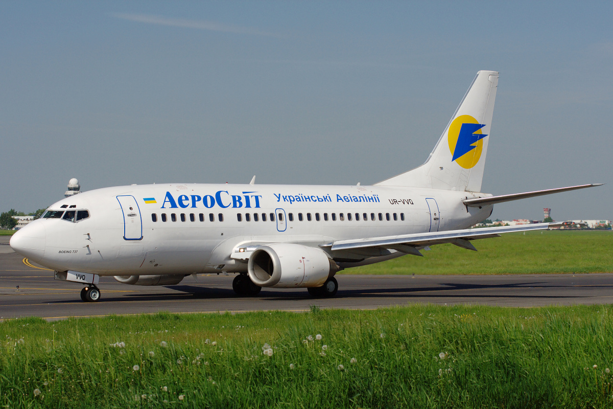 UR-VVQ, AeroSvit Ukrainian Airlines (Samoloty » Spotting na EPWA » Boeing 737-500)