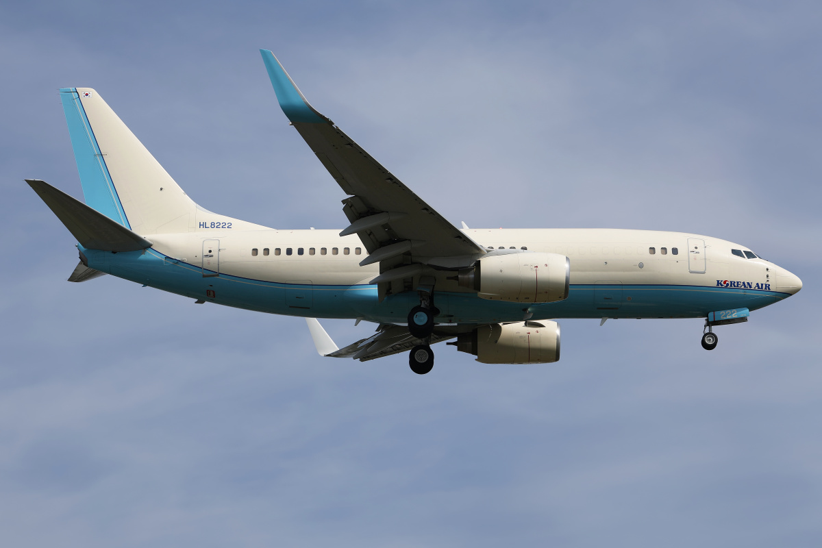 HL8222, Korean Air (Samoloty » Spotting na EPWA » Boeing 737-700 » BBJ)