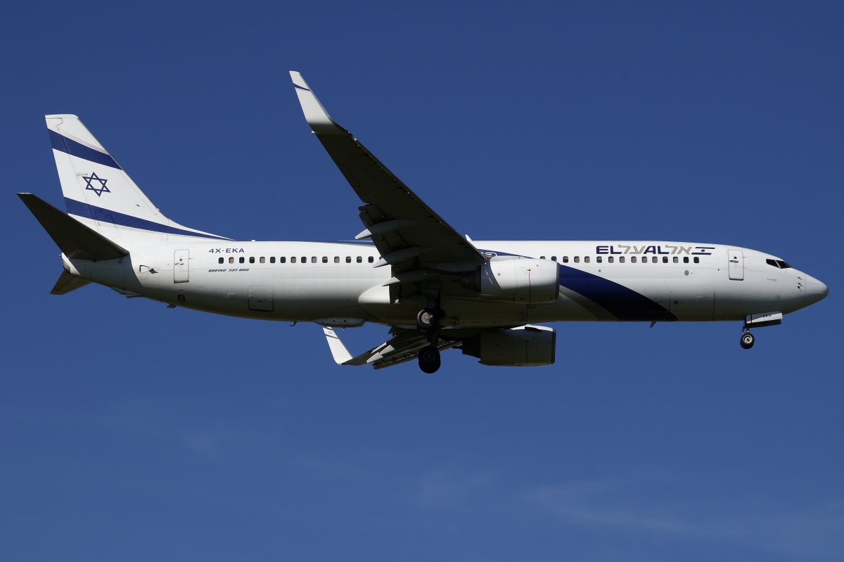 4X-EKA (winglety) (Samoloty » Spotting na EPWA » Boeing 737-800 » El Al Israel Airlines)