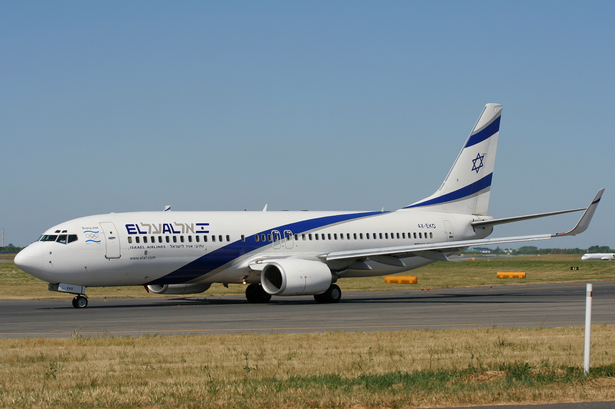 4X-EKO (naklejka Olimpiada w Pekinie 2008) (Samoloty » Spotting na EPWA » Boeing 737-800 » El Al Israel Airlines)