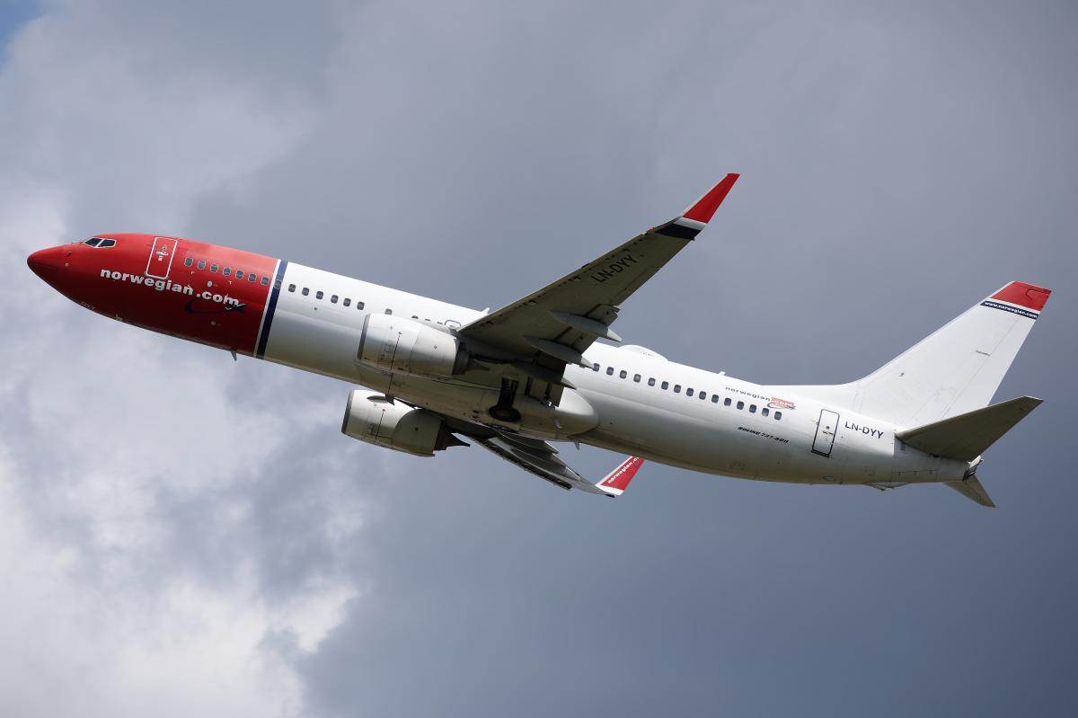 LN-DYY, Norwegian Air Shuttle (Aircraft » EPWA Spotting » Boeing 737-800 » Norwegian Air)