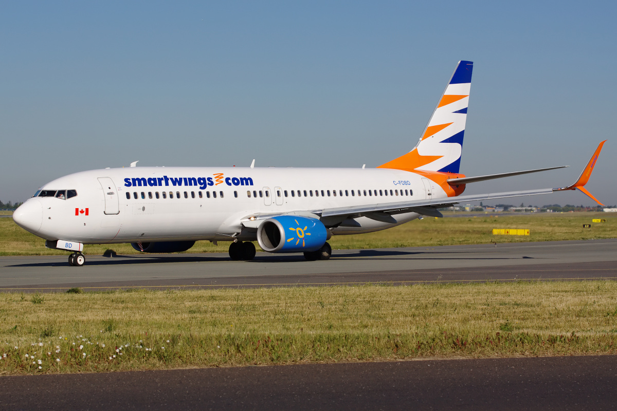 C-FDBD (Sunwing) (Aircraft » EPWA Spotting » Boeing 737-800 » SmartWings)