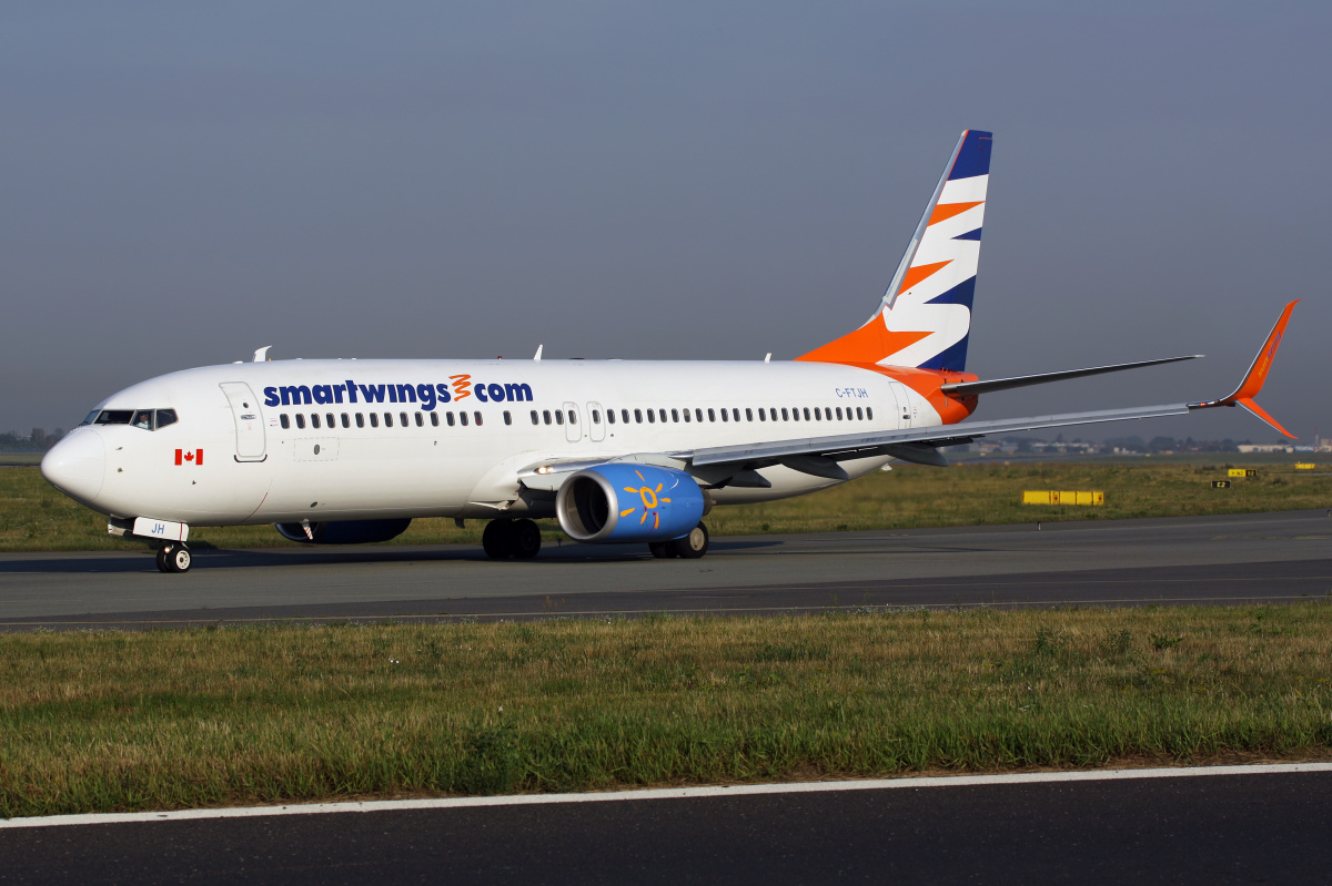 C-FTJH (Sunwing) (Aircraft » EPWA Spotting » Boeing 737-800 » SmartWings)