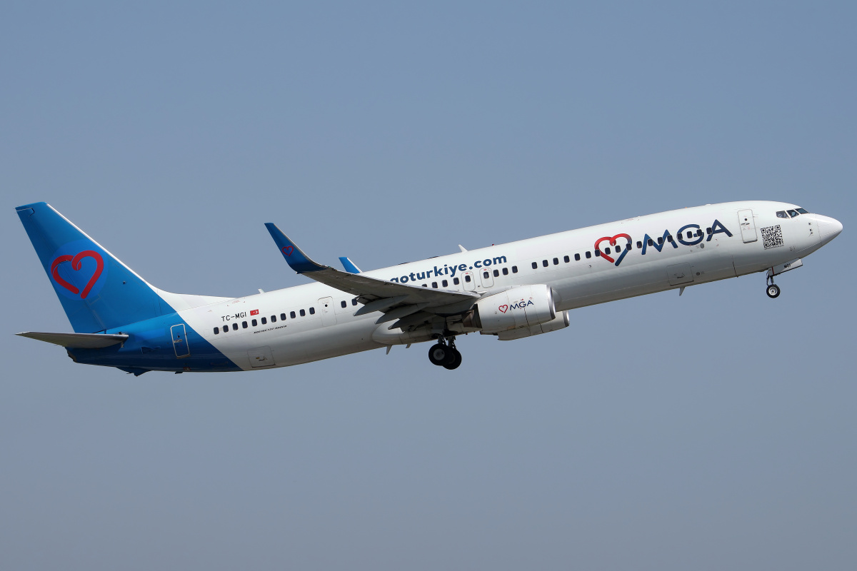 TC-MGI, Mavi Gök Airlines (Samoloty » Spotting na EPWA » Boeing 737-900)