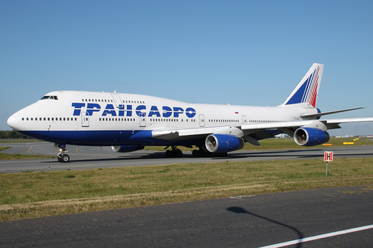 EI-XLZ, Transaero (Aircraft » EPWA Spotting » Boeing 747-400)