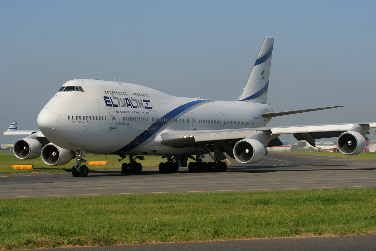 4X-ELD (Samoloty » Spotting na EPWA » Boeing 747-400 » El Al Israel Airlines)